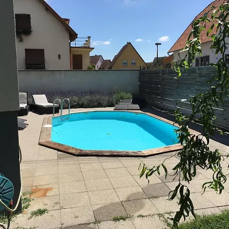 Le Pied A Terre Selestadien Chalet *